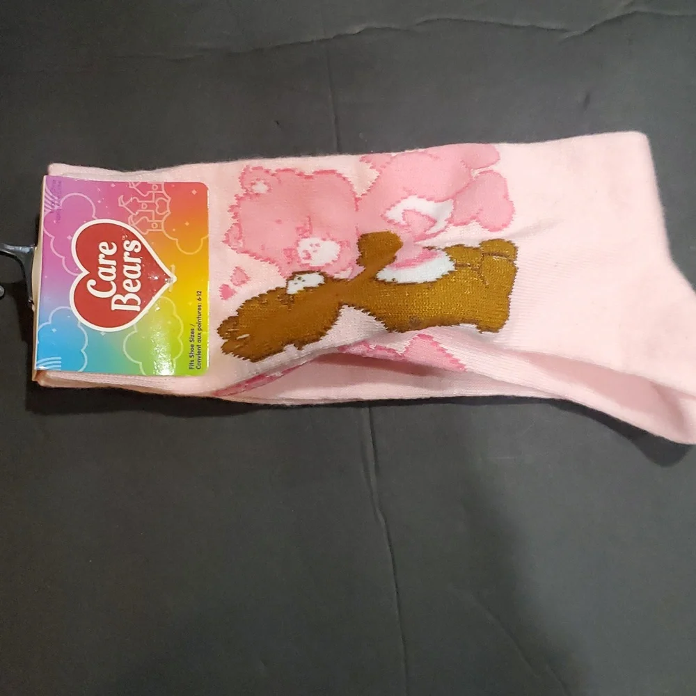 Care Bears Love-a-Lot Bear and Tenderheart Bear pink crew socks brand new‎ FREE